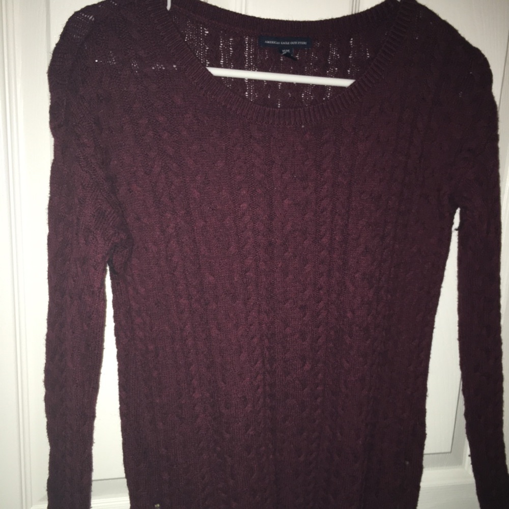 American Eagle sweater